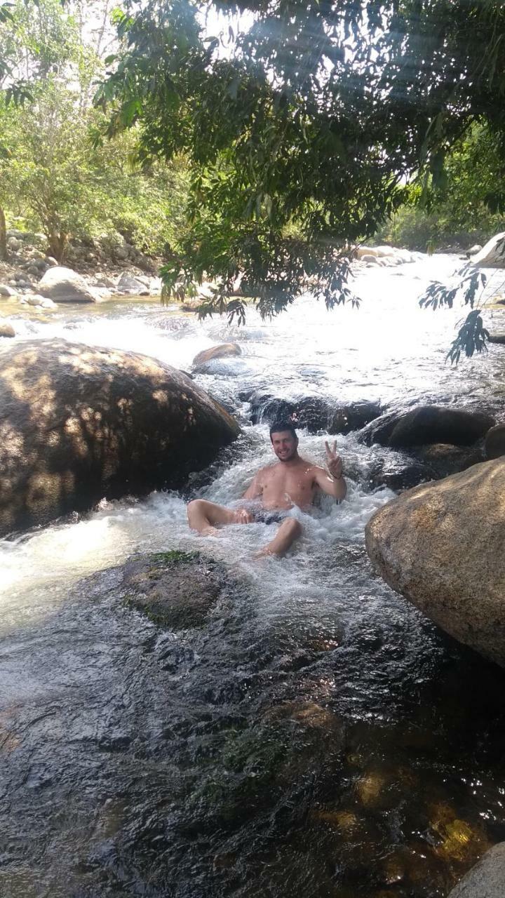 Palomino- Hostel Balneario Rio Ancho المظهر الخارجي الصورة